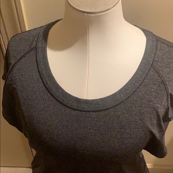 Lululemon Running Shirt - Picture 5 of 7